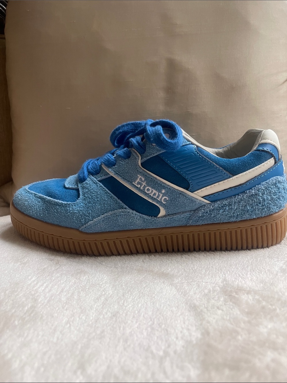 Etonic Women's Blue Suede Lace-Up Sneakers Size 8-8.5